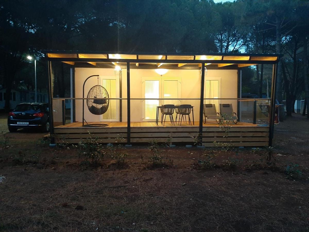 Lux Camp - Mobile Homes In Bi Village Фажана Екстер'єр фото