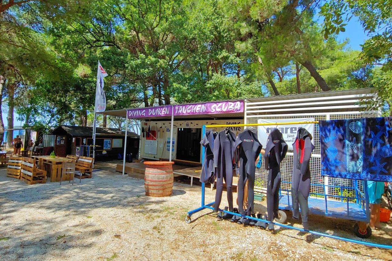 Lux Camp - Mobile Homes In Bi Village Фажана Екстер'єр фото