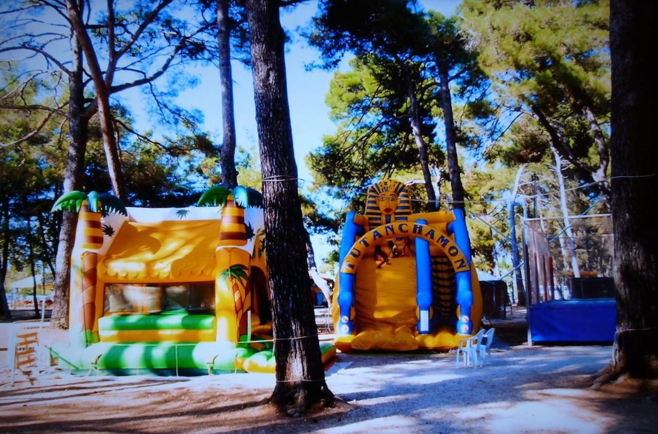 Lux Camp - Mobile Homes In Bi Village Фажана Екстер'єр фото