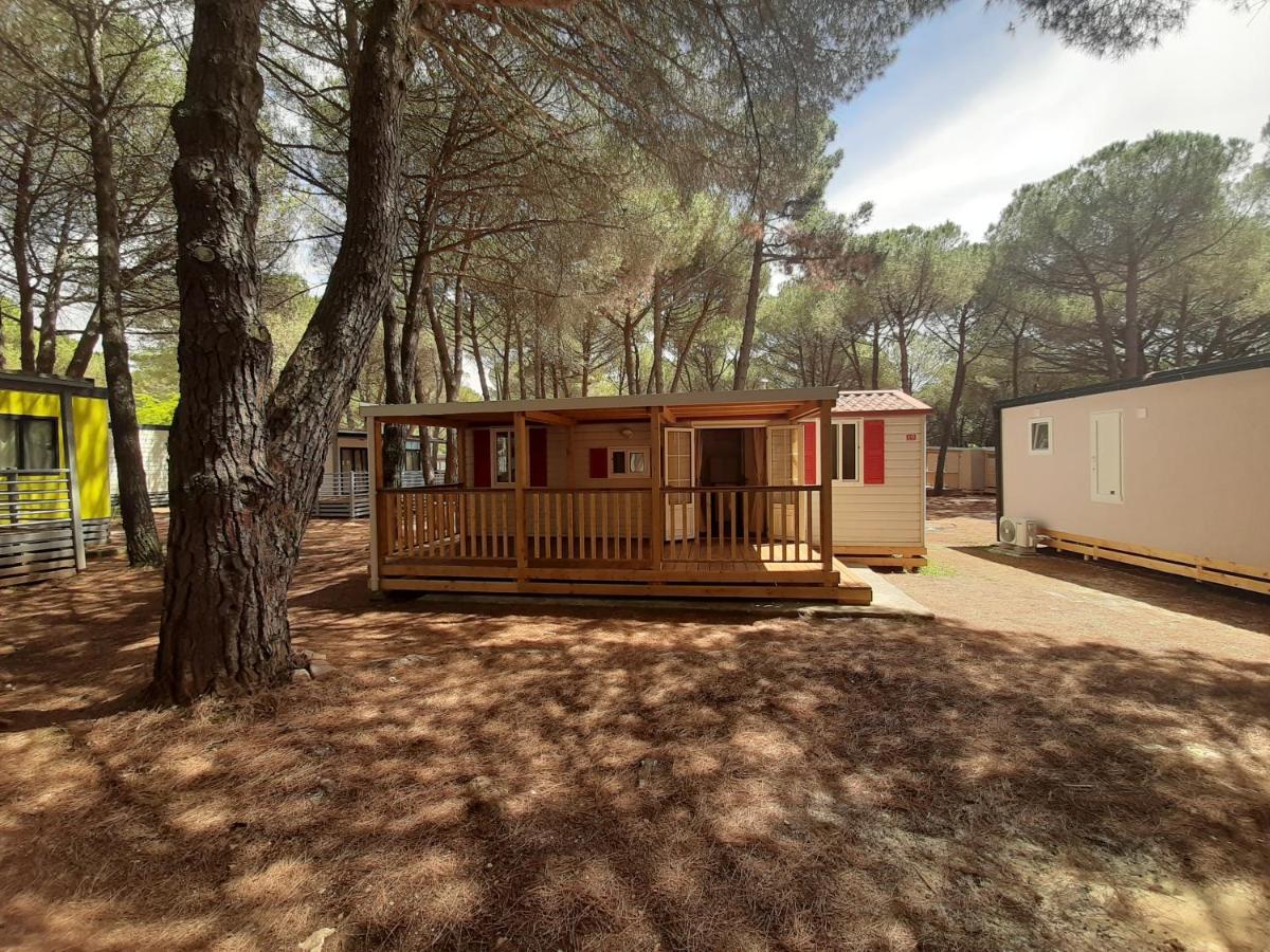 Lux Camp - Mobile Homes In Bi Village Фажана Екстер'єр фото