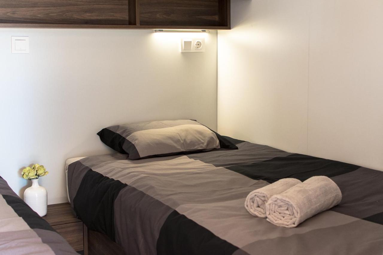 Lux Camp - Mobile Homes In Bi Village Фажана Екстер'єр фото
