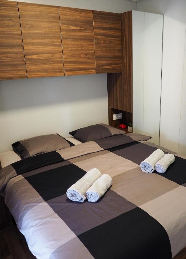 Lux Camp - Mobile Homes In Bi Village Фажана Екстер'єр фото